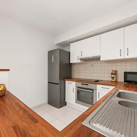 Grand Climatise T3 & Parking Prive Apartment Saint-Laurent-de-la-Salanque
